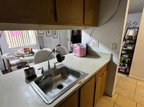 6023 10th Ave N 215, Green Acres FL 33463