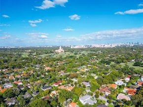 1543 Dorado Ave, Coral Gables FL 33146