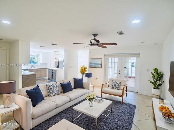 1543 Dorado Ave, Coral Gables FL 33146