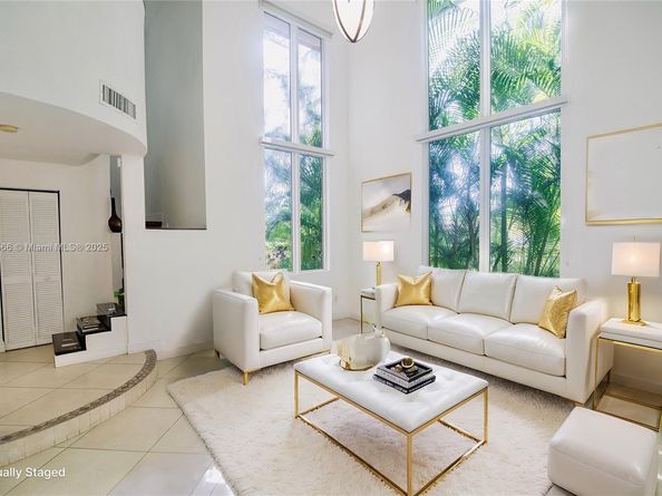 1543 Dorado Ave, Coral Gables FL 33146