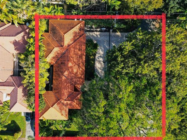 1543 Dorado Ave, Coral Gables FL 33146