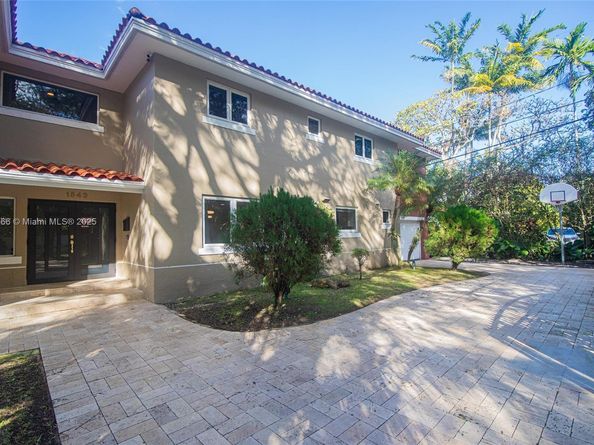 1543 Dorado Ave, Coral Gables FL 33146