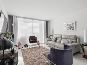 1775 Washington Ave 14F, Miami Beach FL 33139