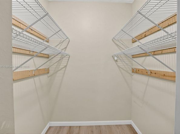 5300 Washington St T218, Hollywood FL 33021