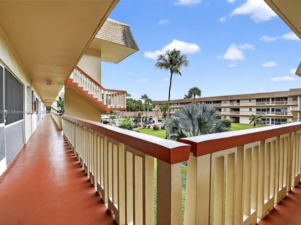 5300 Washington St T218, Hollywood FL 33021