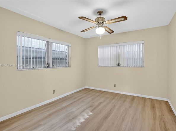 5300 Washington St T218, Hollywood FL 33021