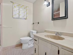 5300 Washington St T218, Hollywood FL 33021