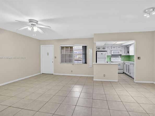 5300 Washington St T218, Hollywood FL 33021