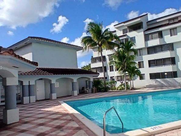8255 SW 152nd Ave E410, Miami FL 33193