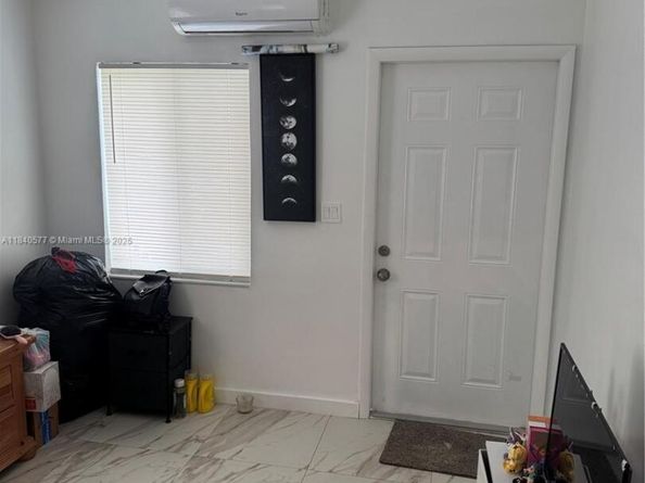 3932 SW 12th Pl, Fort Lauderdale FL 33312