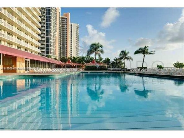 19201 Collins Ave 831, Sunny Isles Beach FL 33160