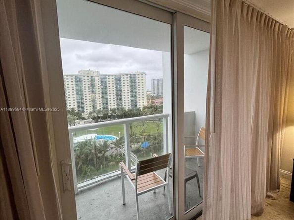19201 Collins Ave 831, Sunny Isles Beach FL 33160