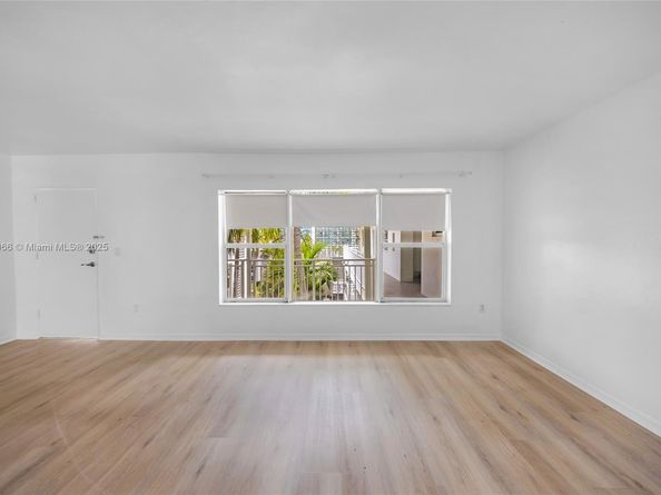 10001 W Bay Harbor Dr 404, Bay Harbor Islands FL 33154