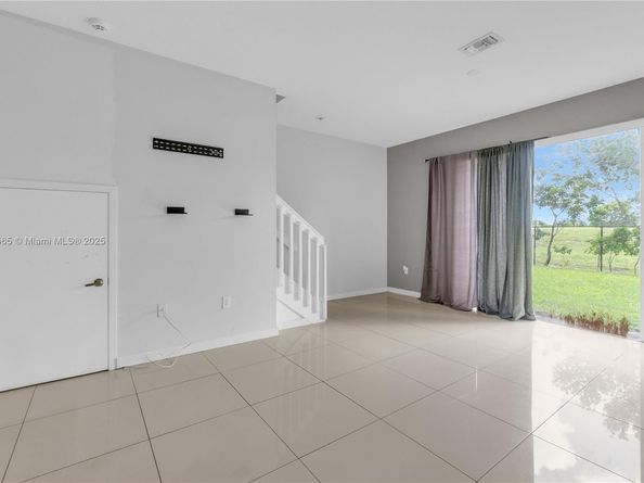 3578 NW 13th St, Lauderhill FL 33311