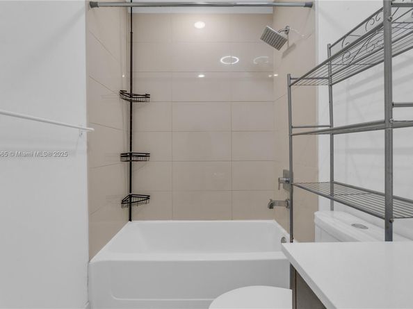 3578 NW 13th St, Lauderhill FL 33311