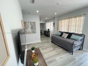 3050 NW 52nd St, Miami FL 33142