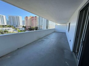 36 NW 6th Ave 408, Miami FL 33128