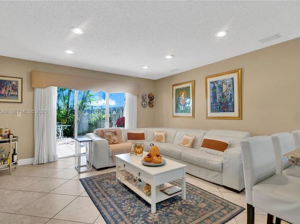 11365 SW 143rd Ct, Miami FL 33186