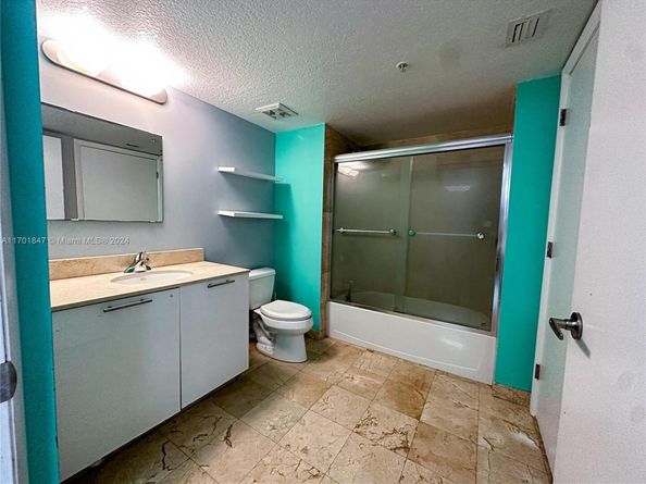 1800 N Bayshore Dr 3510, Miami FL 33132