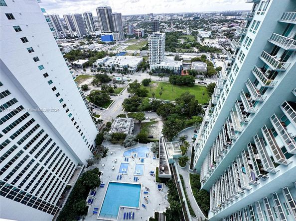 1800 N Bayshore Dr 3510, Miami FL 33132