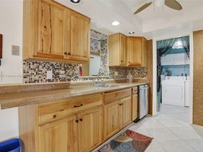 7201 SW 4th Ct, North Lauderdale FL 33068