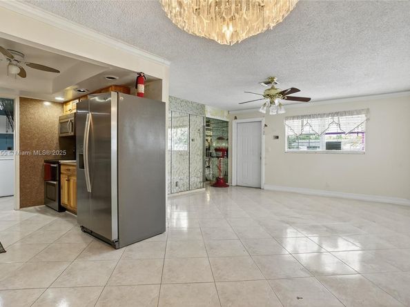 7201 SW 4th Ct, North Lauderdale FL 33068