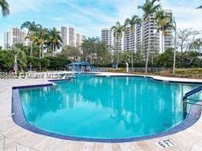 3500 Mystic Pointe Dr 3505, Aventura FL 33180