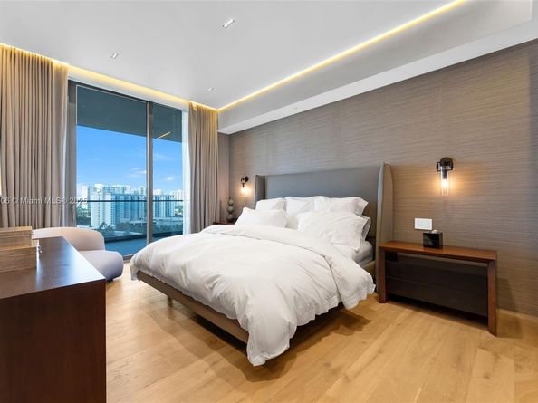 18975 Collins Ave 1002, Sunny Isles Beach FL 33160