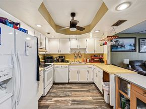 8103 NW 27th St 1, Coral Springs FL 33065