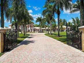 21579 Cartagena Dr, Boca Raton FL 33428