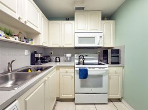 3201 W Flagler St 209, Miami FL 33135
