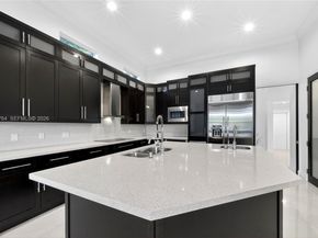 13003 SW 41st St, Davie FL 33330