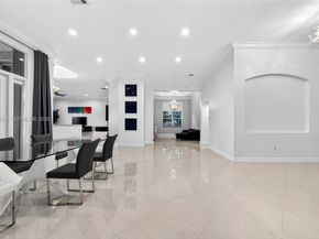 13003 SW 41st St, Davie FL 33330