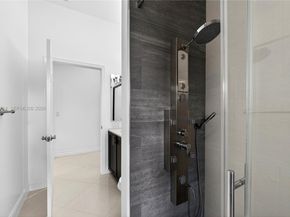 13003 SW 41st St, Davie FL 33330