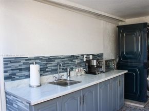 1805 SW 107th Ave 2610, Miami FL 33165