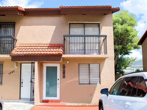 1805 SW 107th Ave 2610, Miami FL 33165