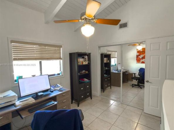 1805 SW 107th Ave 2610, Miami FL 33165