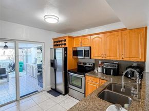 1805 SW 107th Ave 2610, Miami FL 33165