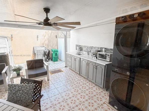 1805 SW 107th Ave 2610, Miami FL 33165