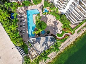 3600 Mystic Pointe Dr PH6, Aventura FL 33180