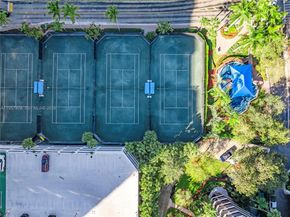 3600 Mystic Pointe Dr PH6, Aventura FL 33180