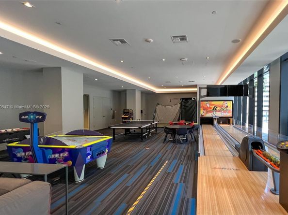 1010 Brickell Ave 4206, Miami FL 33131