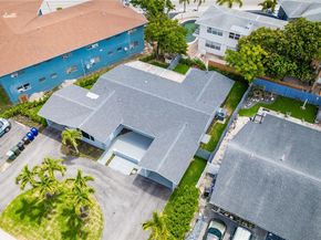 1750 NE 52nd St, Fort Lauderdale FL 33334