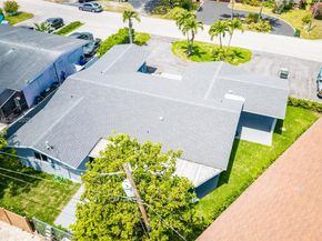 1750 NE 52nd St, Fort Lauderdale FL 33334