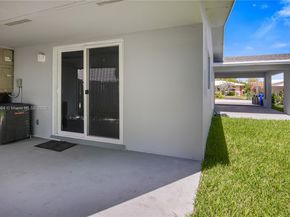 1750 NE 52nd St, Fort Lauderdale FL 33334