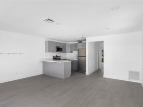 1750 NE 52nd St, Fort Lauderdale FL 33334