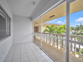 2101 NE 68th St Unit 202, Fort Lauderdale FL 33308