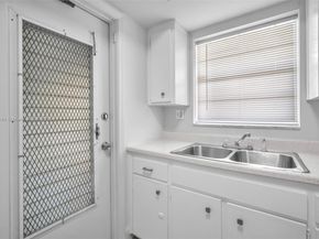 2101 NE 68th St Unit 202, Fort Lauderdale FL 33308