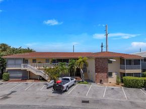 2101 NE 68th St Unit 202, Fort Lauderdale FL 33308