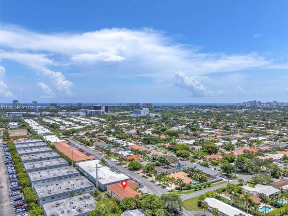 2101 NE 68th St Unit 202, Fort Lauderdale FL 33308